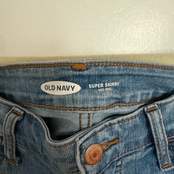 Old Navy Jeans - Picture 3 of 4